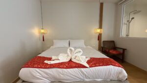 hotel room2