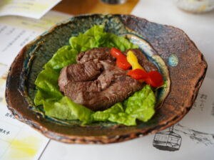 有馬朝食ステーキ