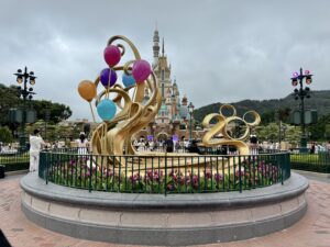 HK Disney castle 002