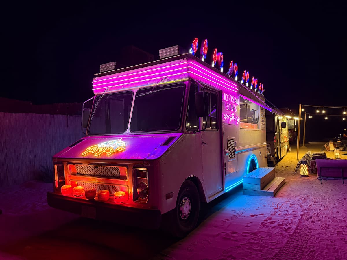 Caravan by Habitasのキッチンカー2